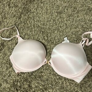 NWT Victoria’s Secret bra